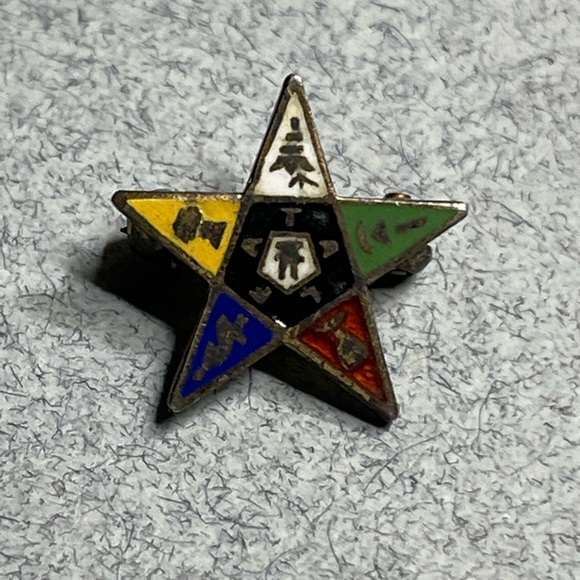 Vintage Sterling Enamel MASONIC ORDER OF EASTERN STAR ENAMEL Pin - Picture 4 of 6